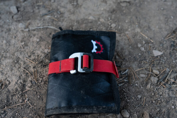 With internal toggle to keep flaps secure
